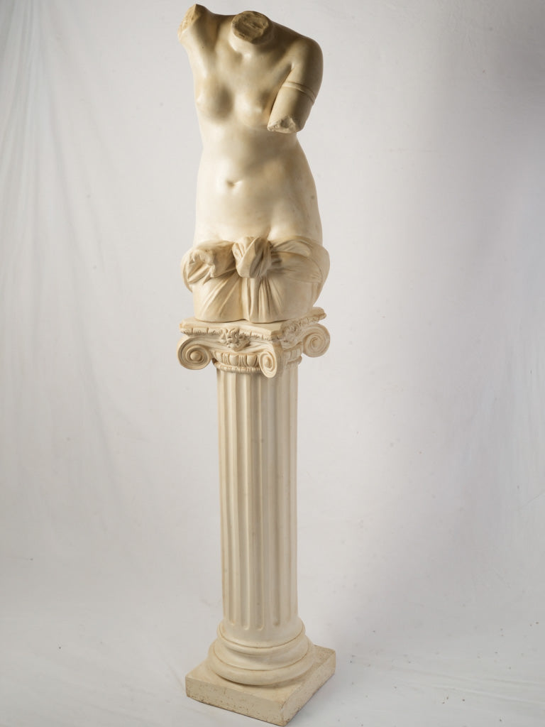 Contrapposto sensual antique cast figure