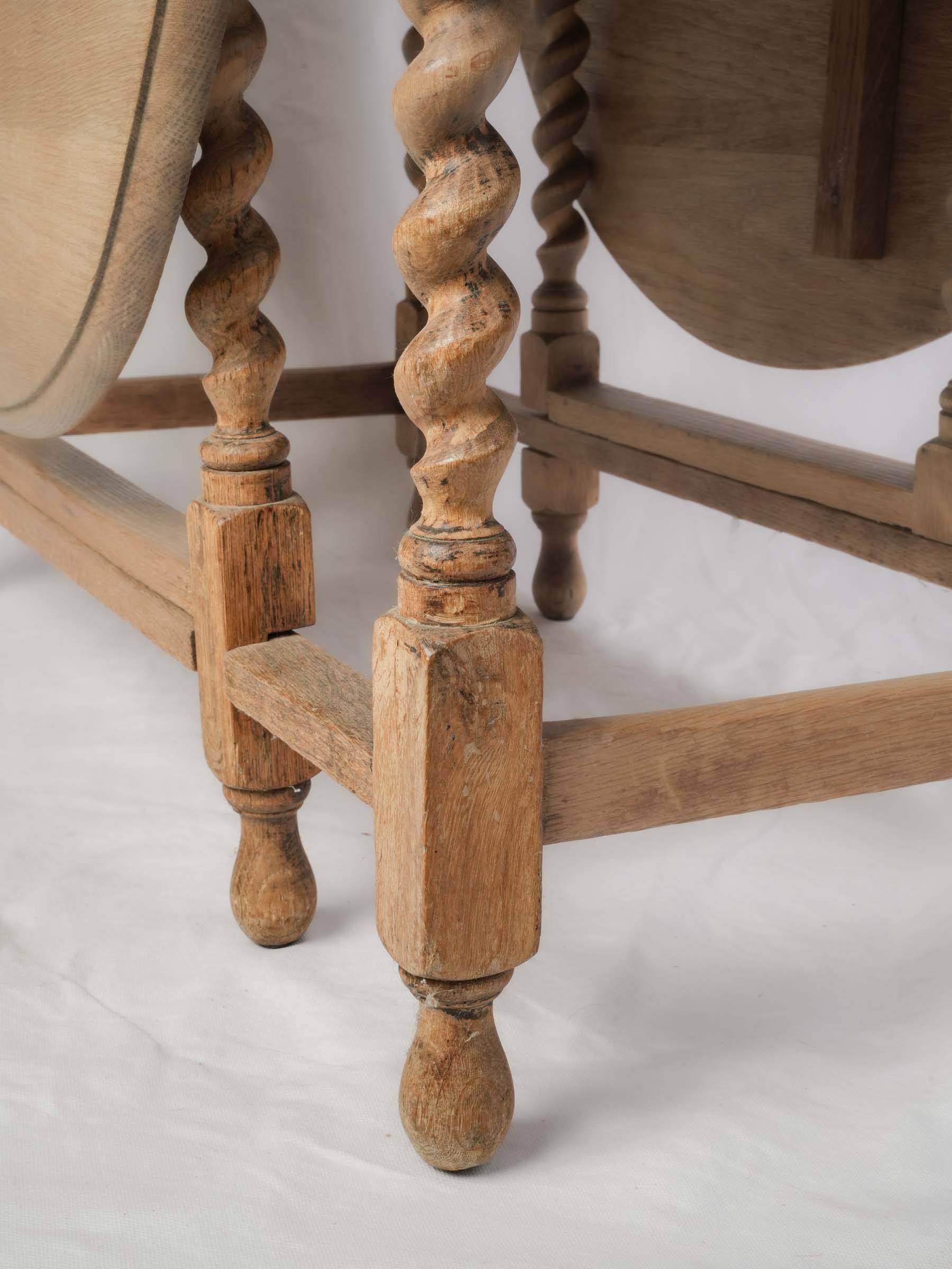 Early 20th Century Oak Gateleg Table w/ Barley-Twist Legs