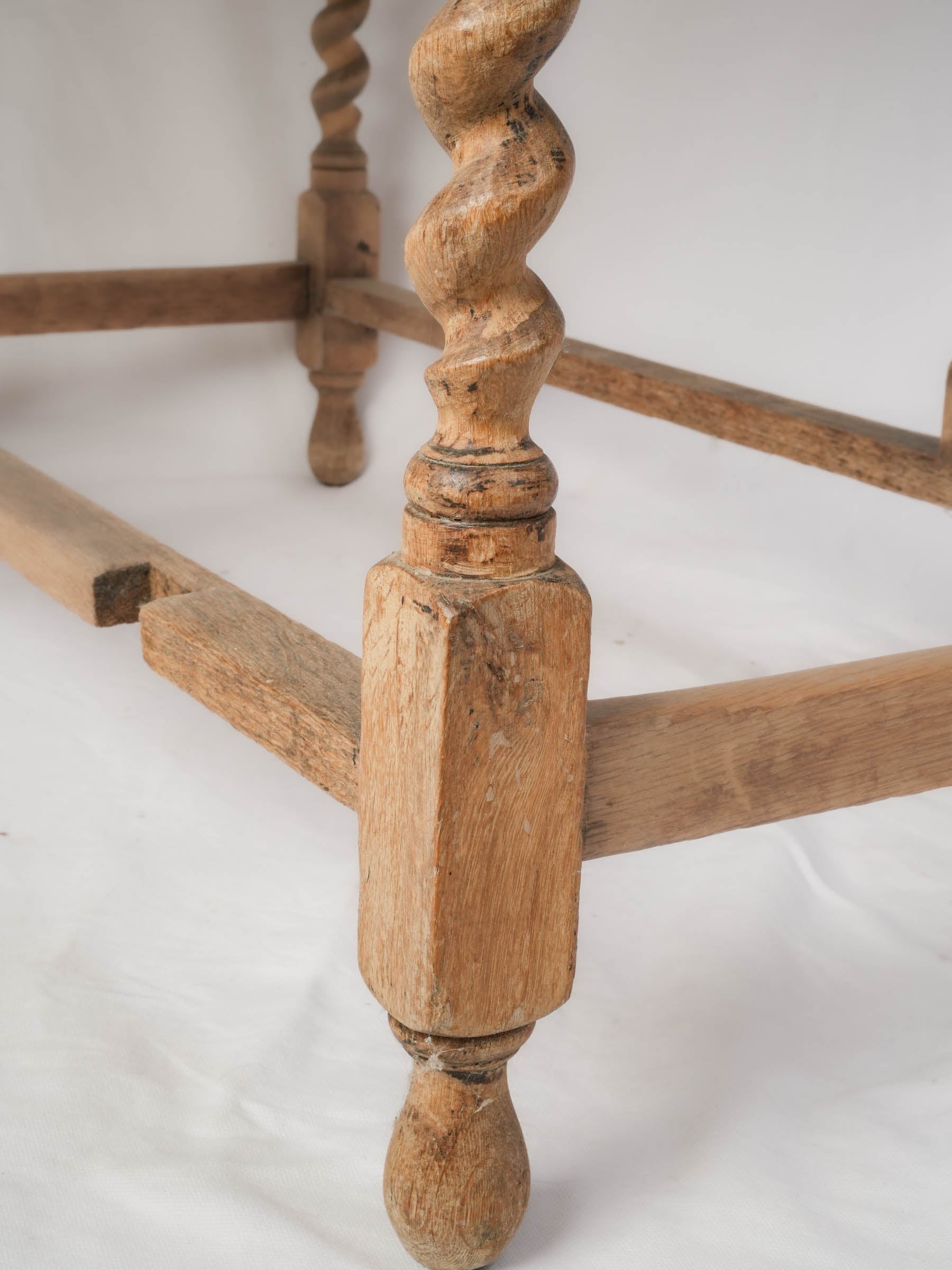 Early 20th Century Oak Gateleg Table w/ Barley-Twist Legs