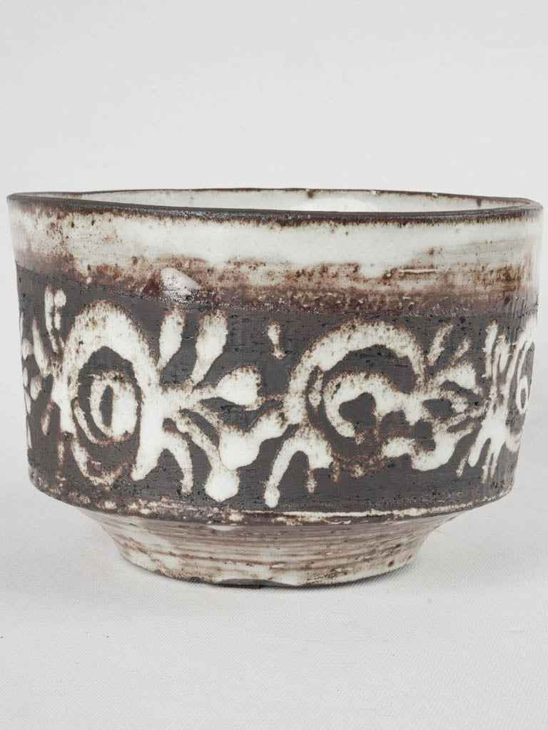 Rustic French cache pot