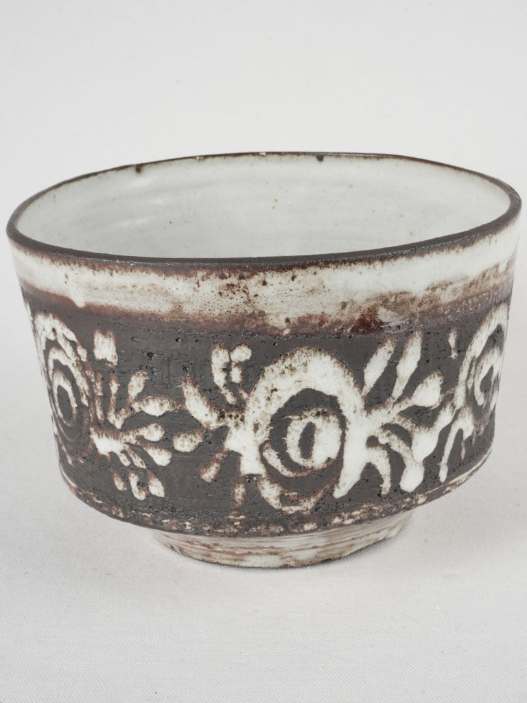 Abstract designed ceramic salad bowl