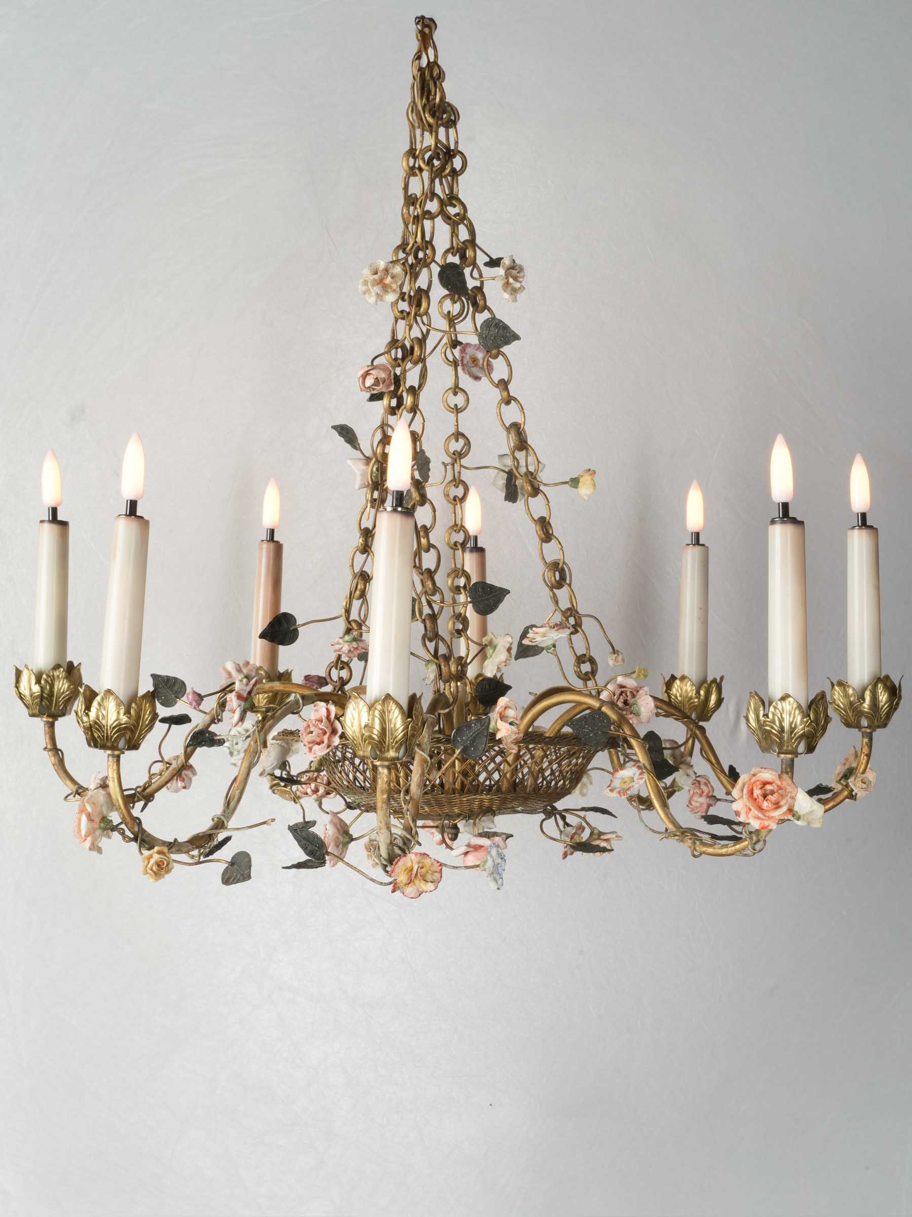 Elegant eight-light chandelier fixture