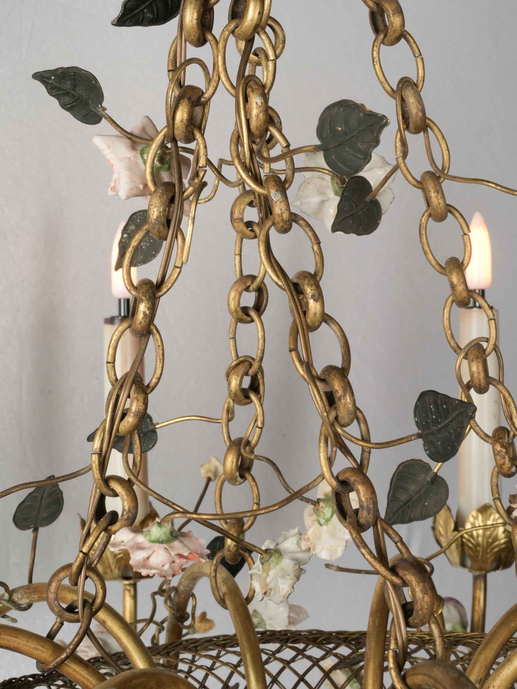 Refined decorative chandelier lighting