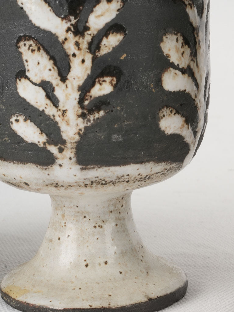 Two monochrome Albert Thiry (1932-2009) ceramics
