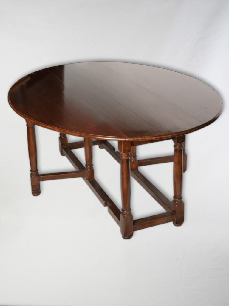 Large Mid-20th Century French Varnished Oak Gateleg Table - 78¼" x 60¾"