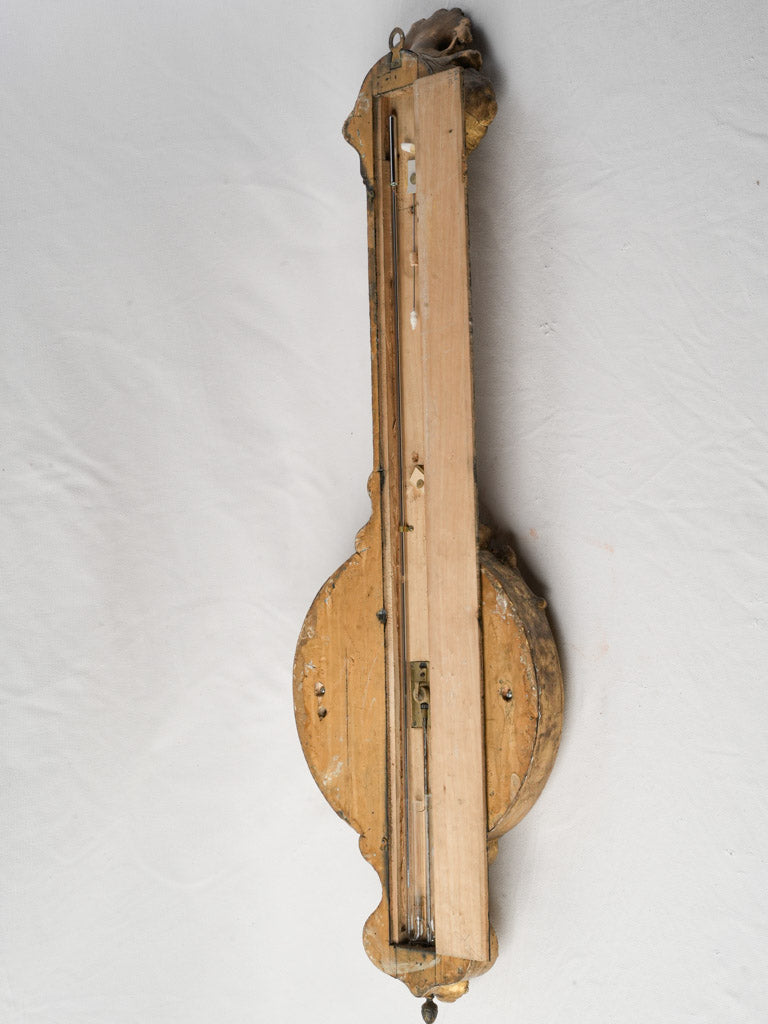 Heritage-inspired elegant barometer