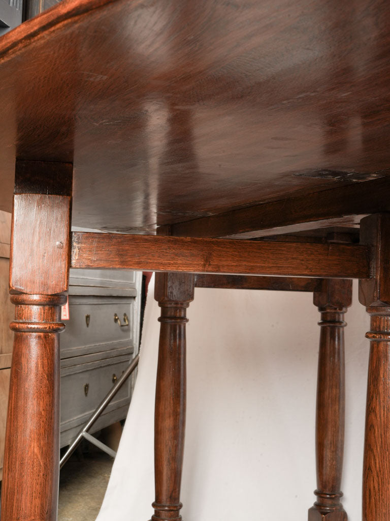 Versatile oak gateleg furniture