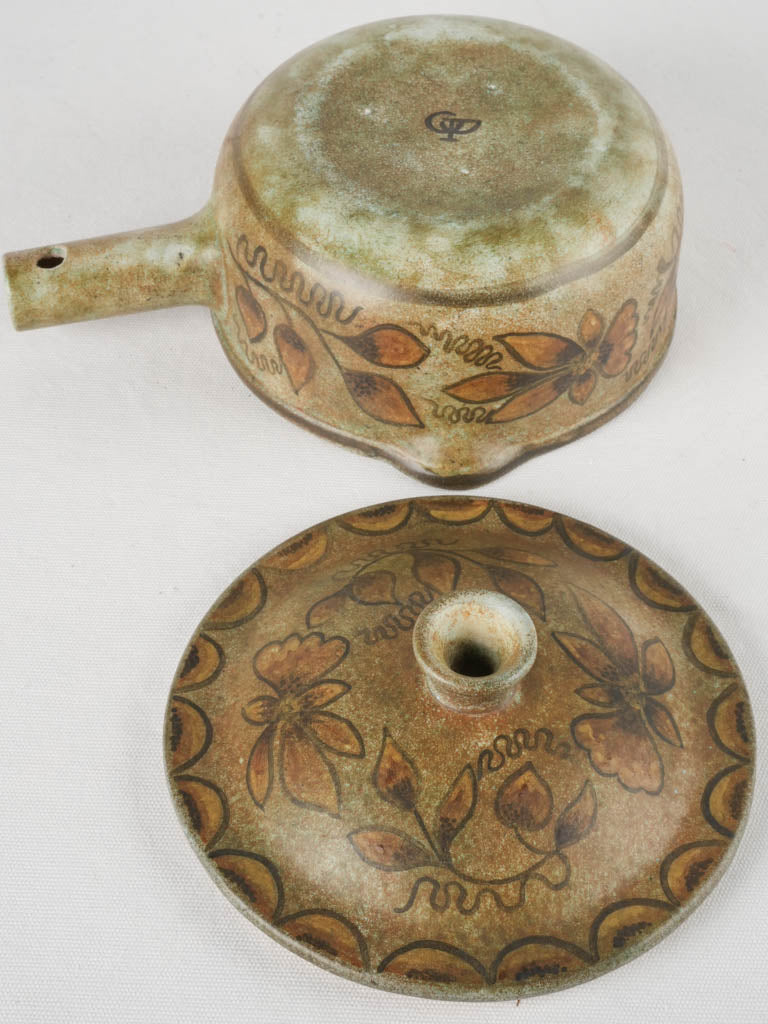 Elegant glazed ceramic soupière
