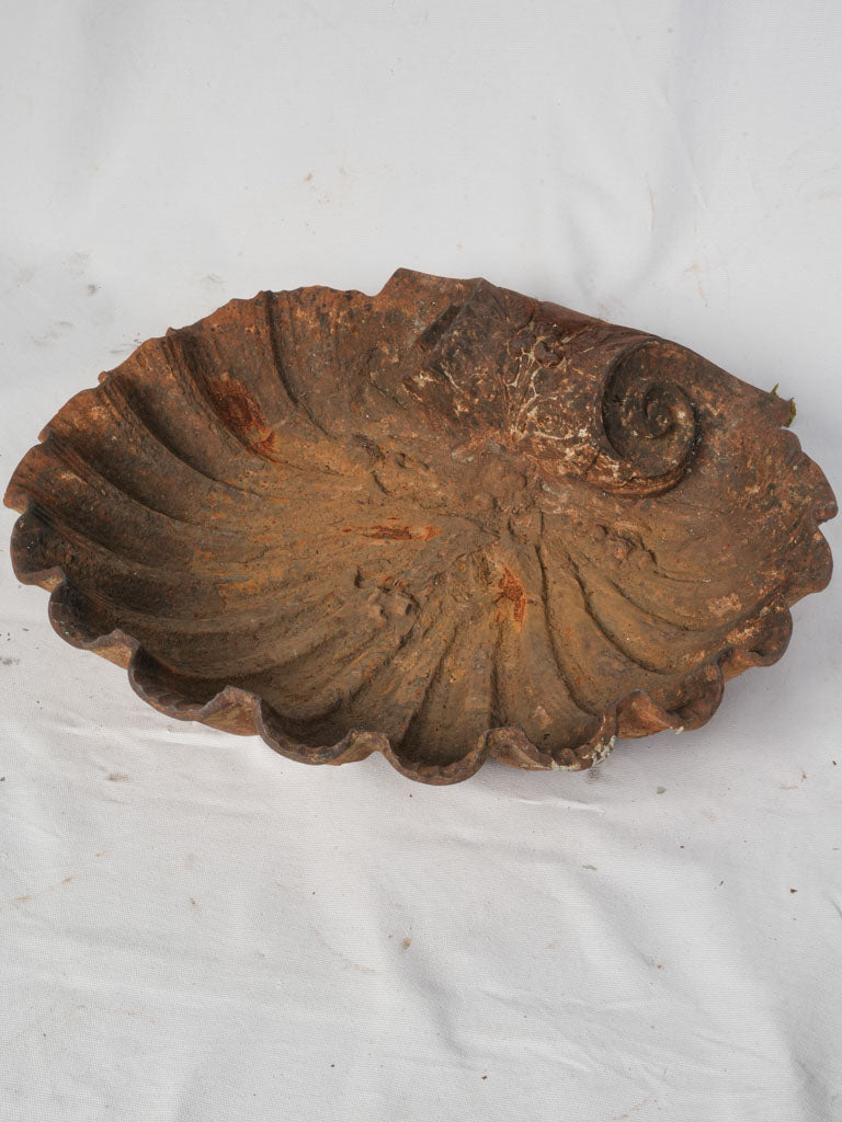 Late-century French garden basin