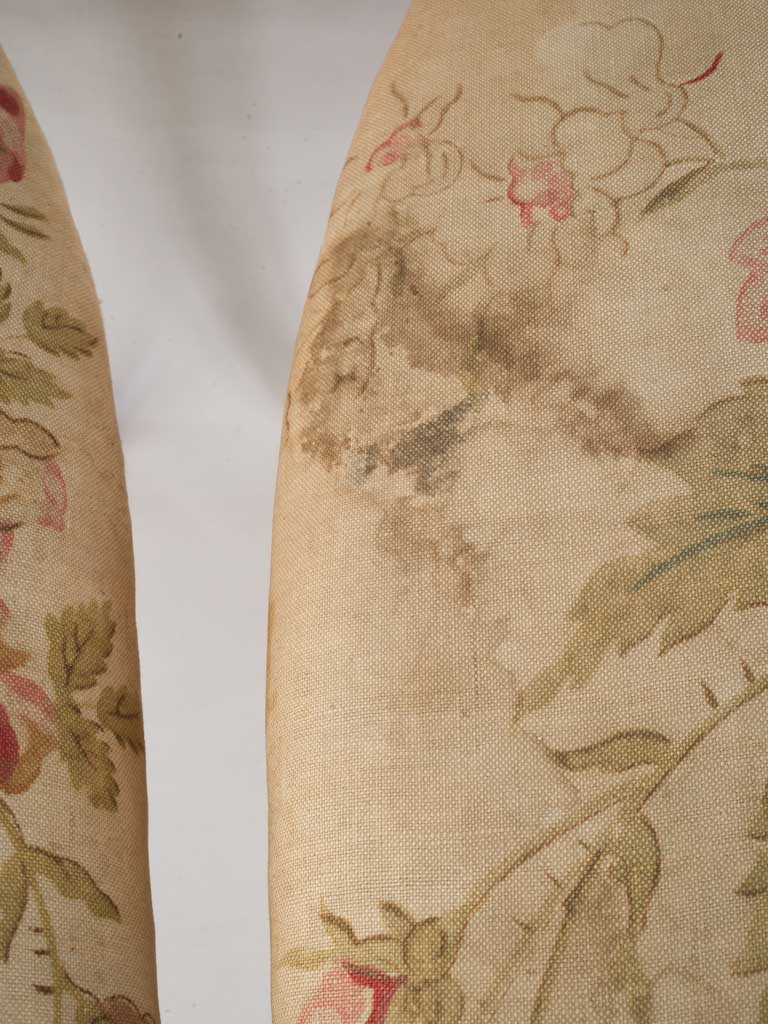 Subtle faded charm accent chair