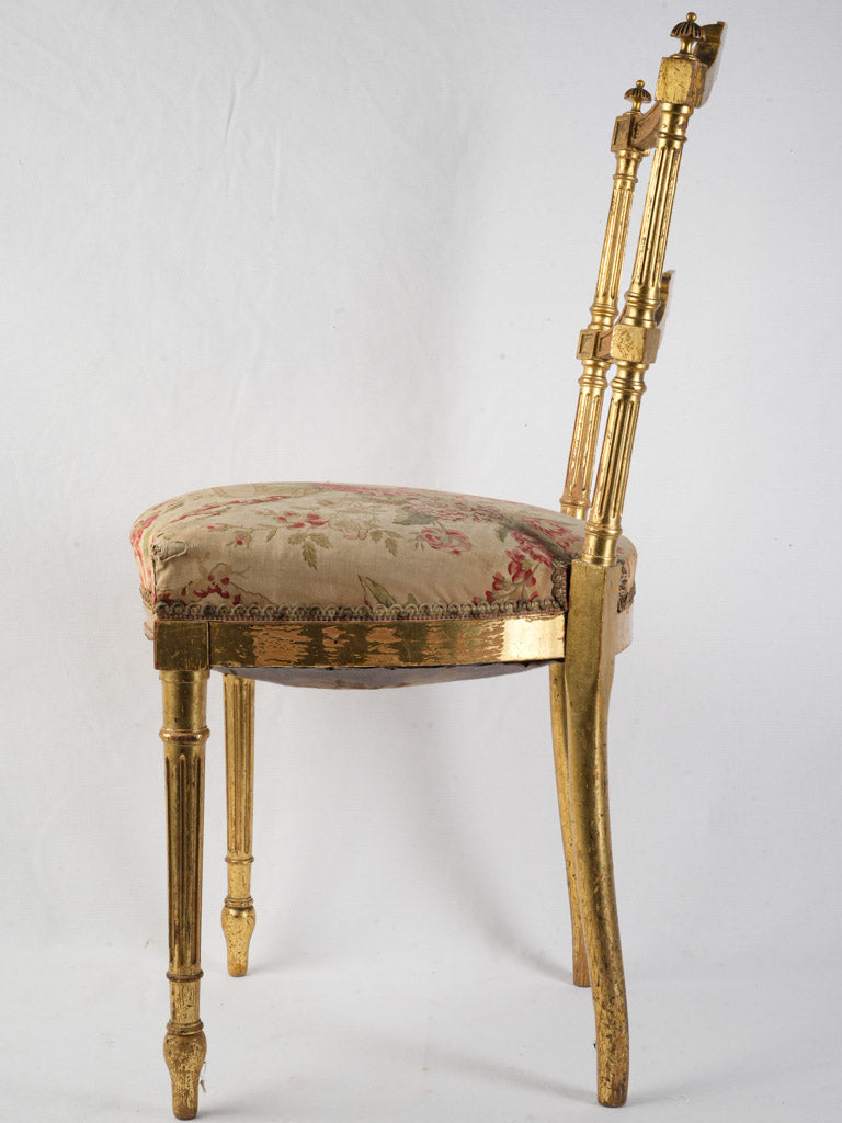 Romantic floral upholstery chair