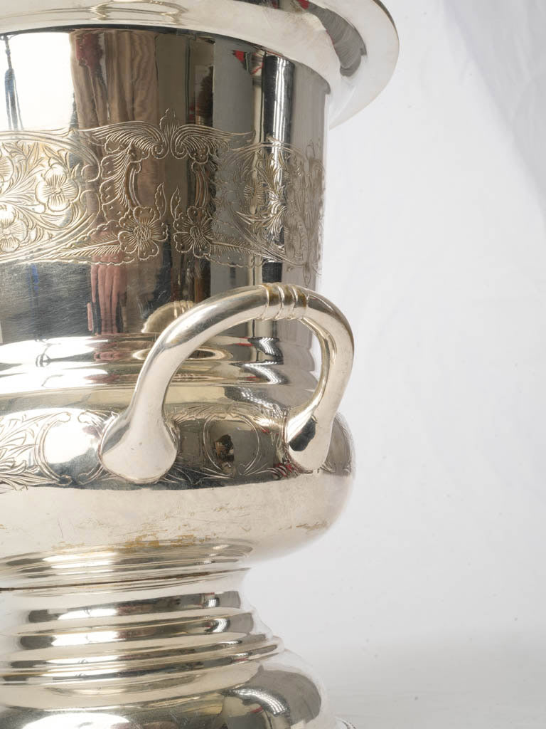 Generous-scale champagne cooler