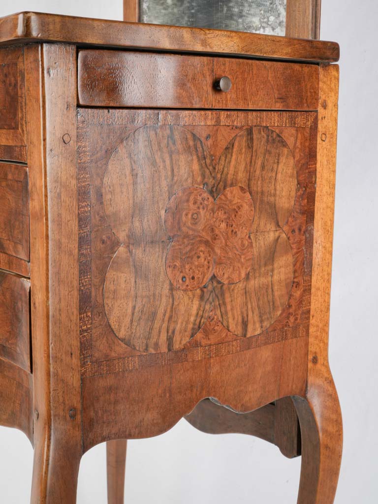 Harmonic proportions dressing table