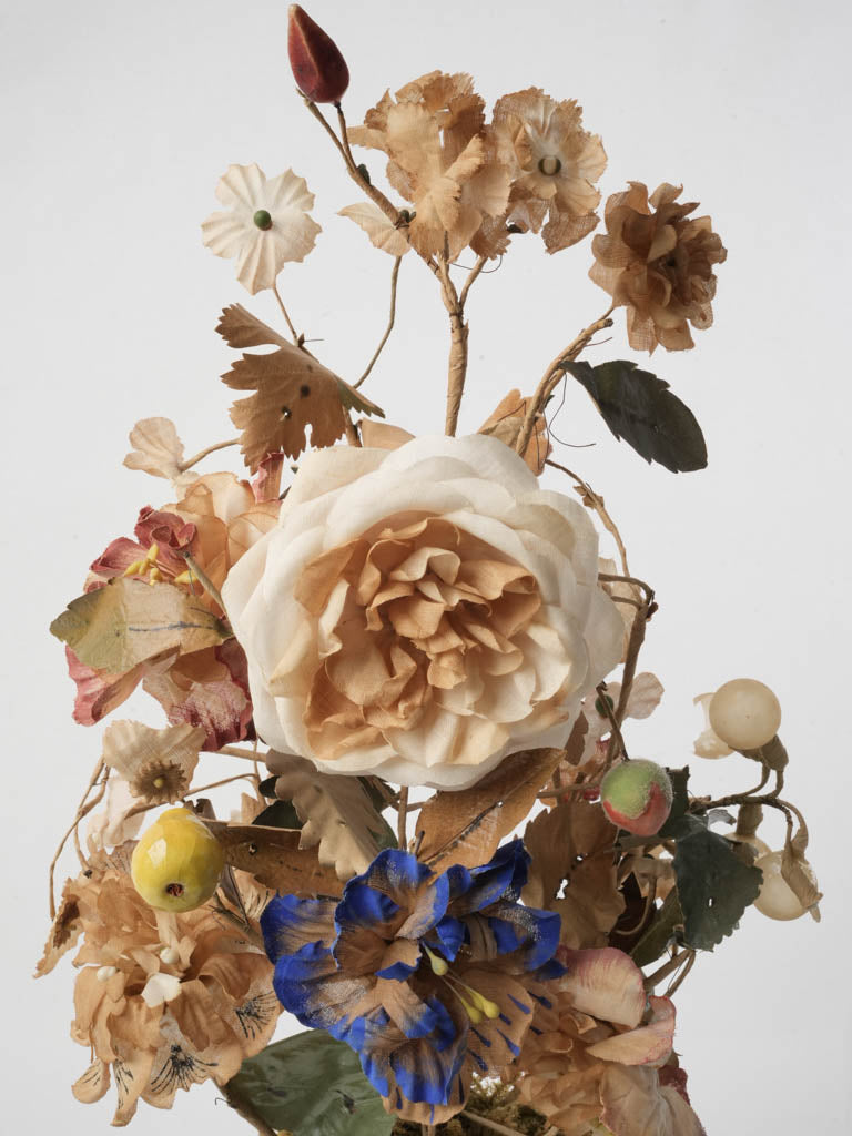 Gilded nostalgic decorative display piece