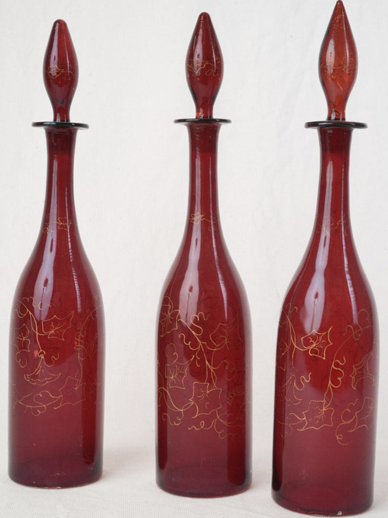 Finely cast floral details