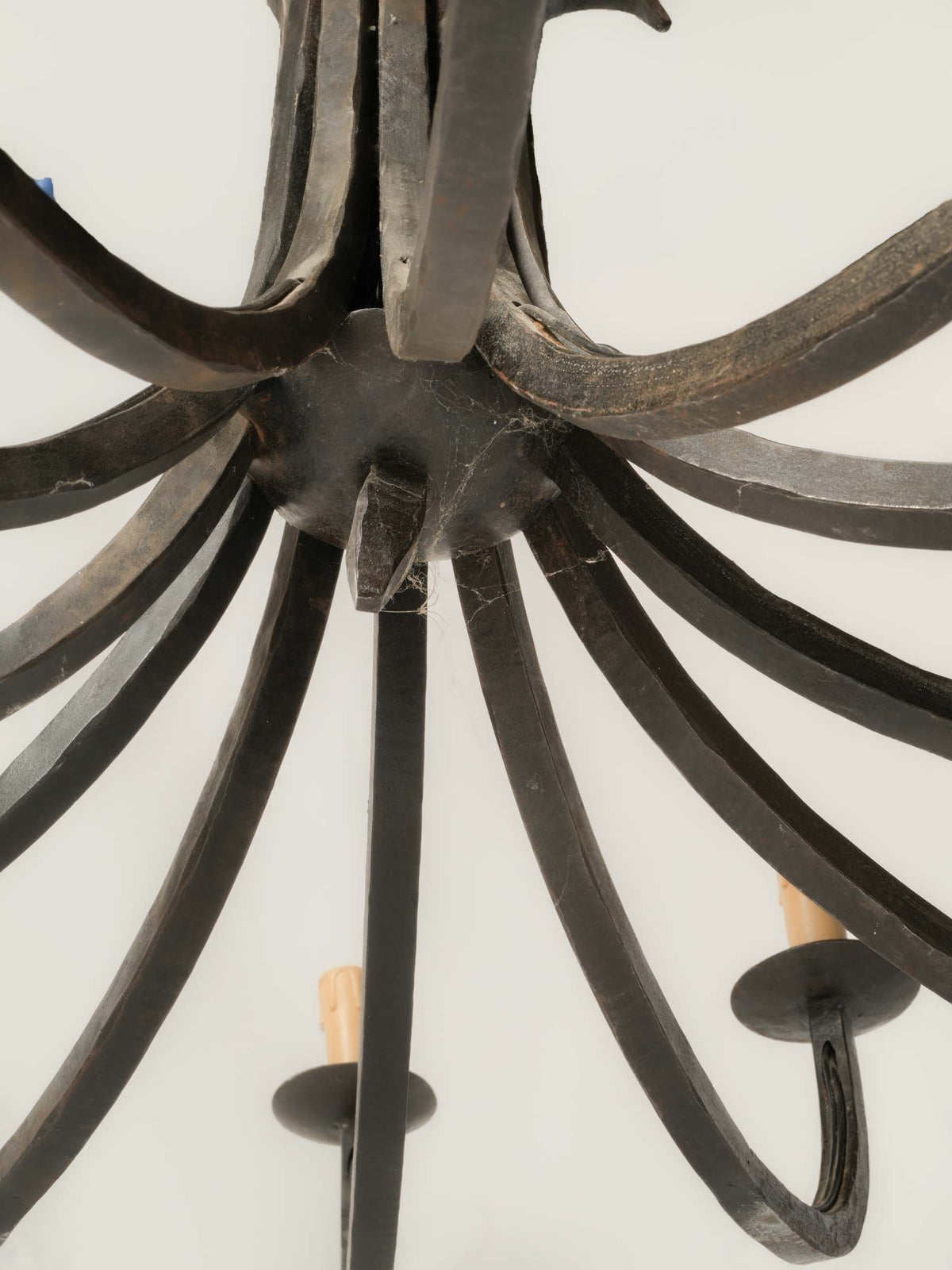 Elegant scrolling arms chandelier