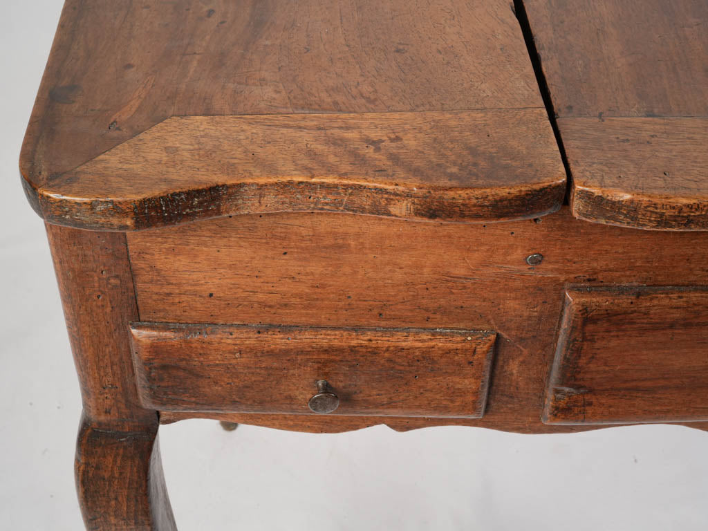 Rich walnut coiffeuse