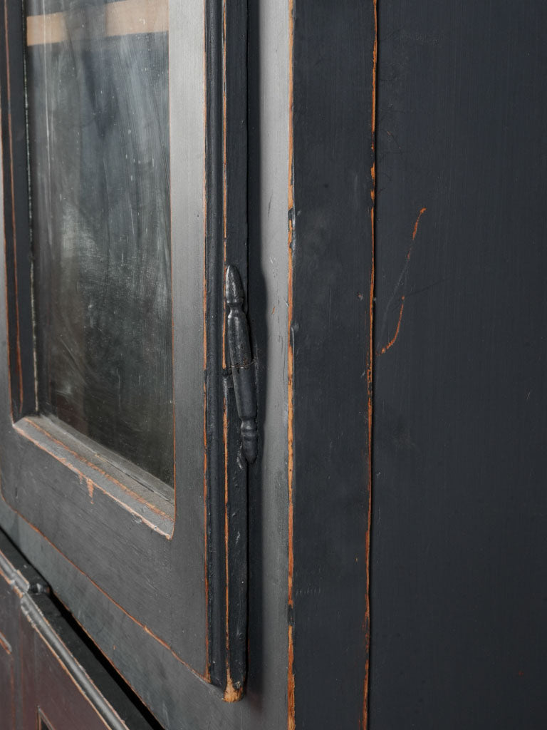 Classic glass door display cabinet  