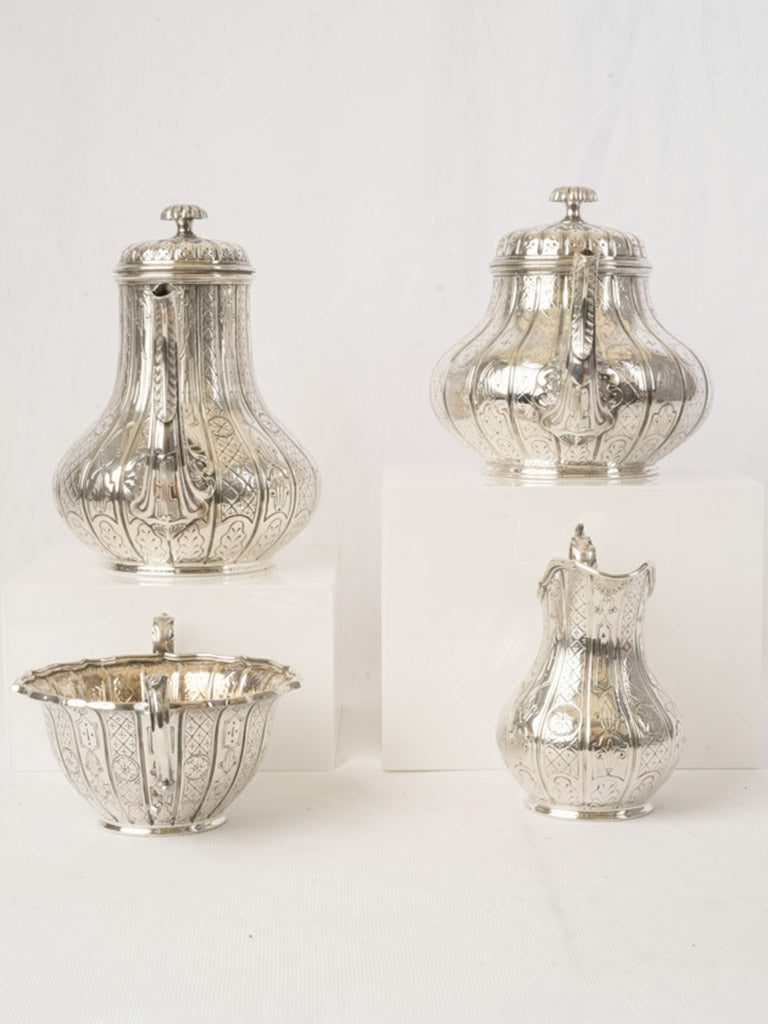 Reflective sheen silver-plated service