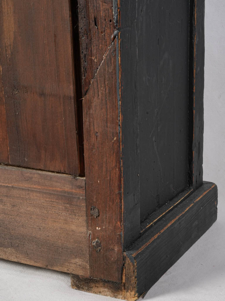 Antique glass adorned cabinet  