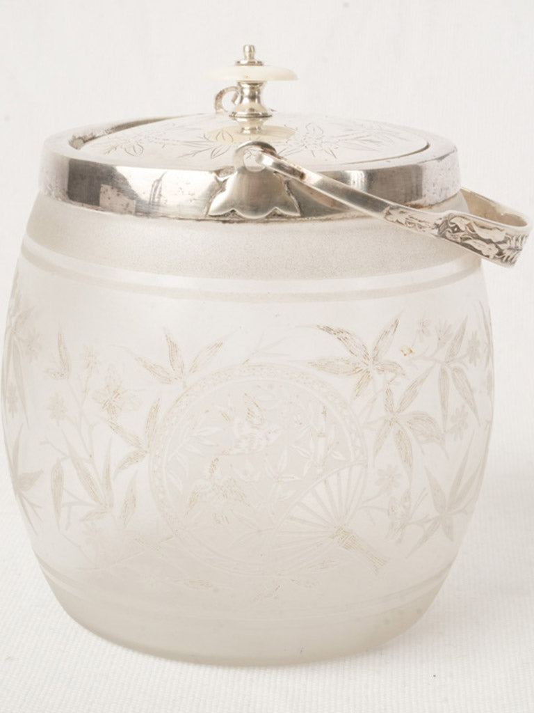 Delicate bamboo-etched biscuit canister