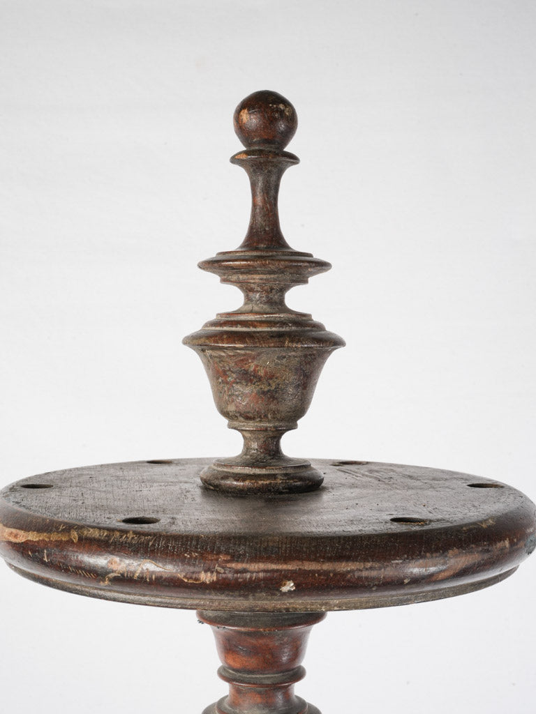 Intricate woodwork billiard cue stand