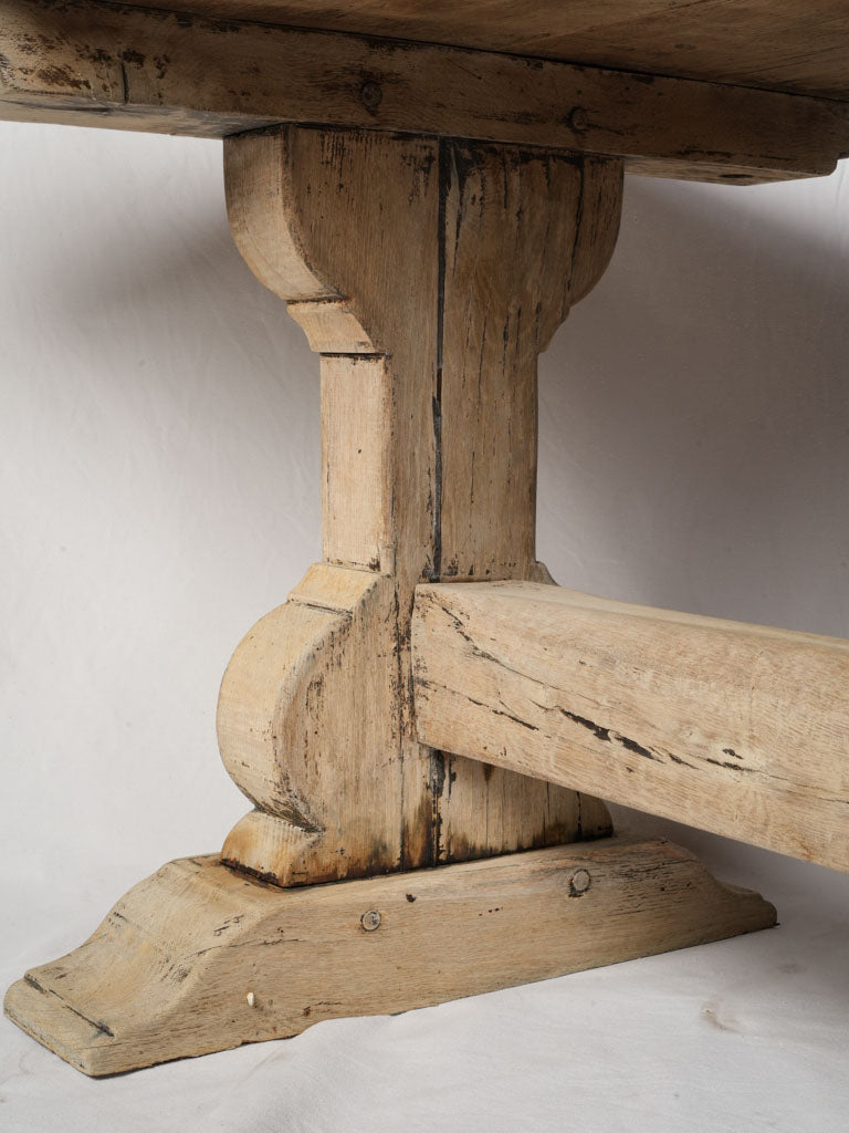 Natural grain oak dining table  