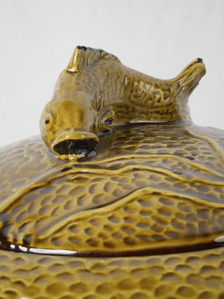 Elaborate pattern tureen collection