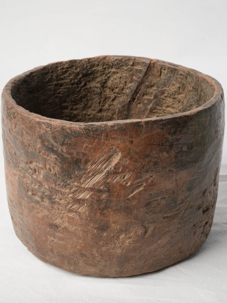 Patinated hollowed trunk vessel