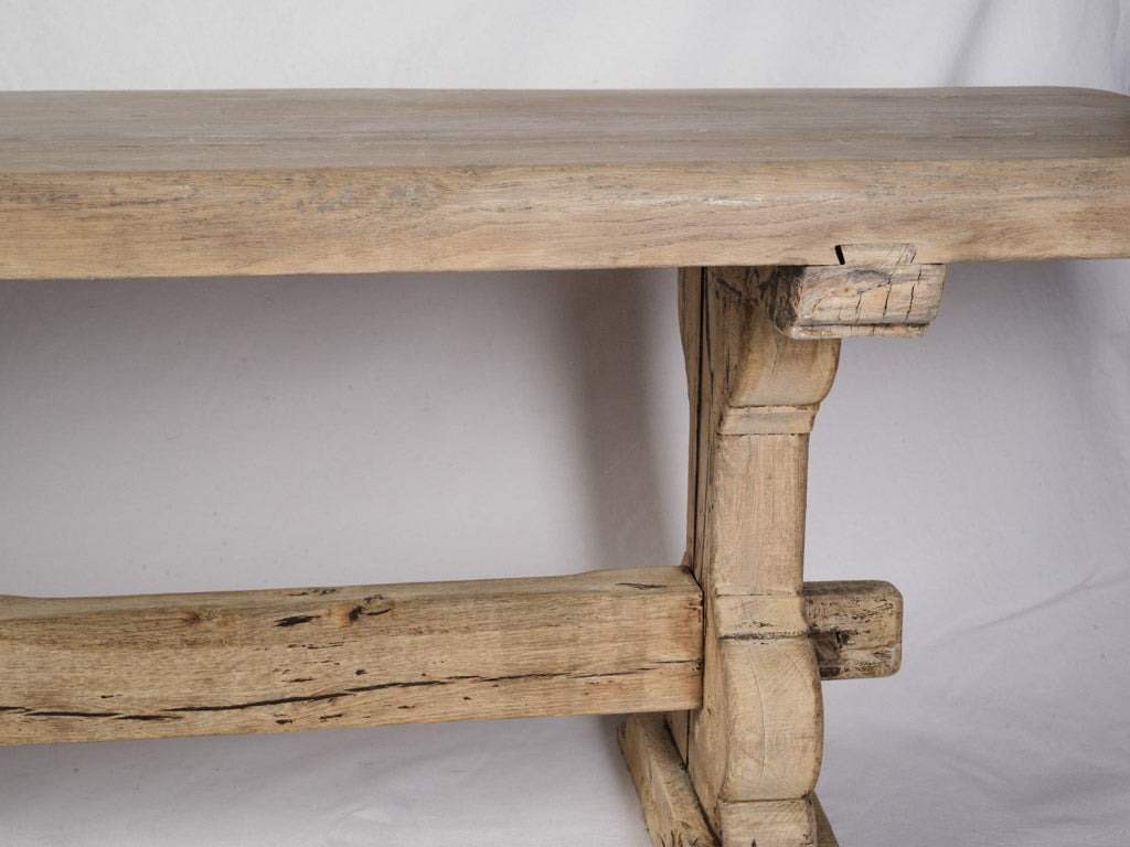 Elegant contemporary dining table  