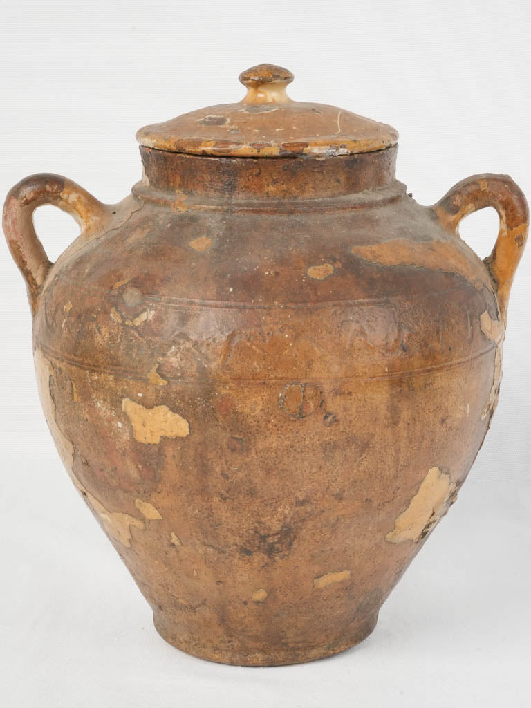 Provenance-rich French countryside vinegar vessel