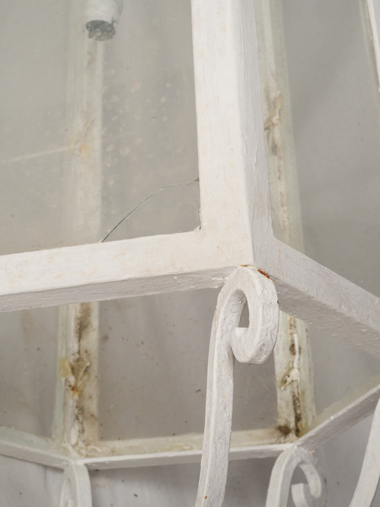 Refined vintage charm lanterns