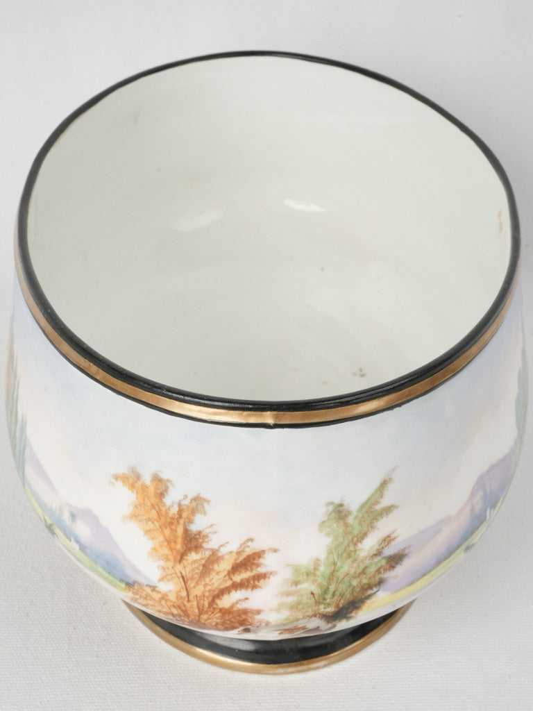 Romantic style floral holder