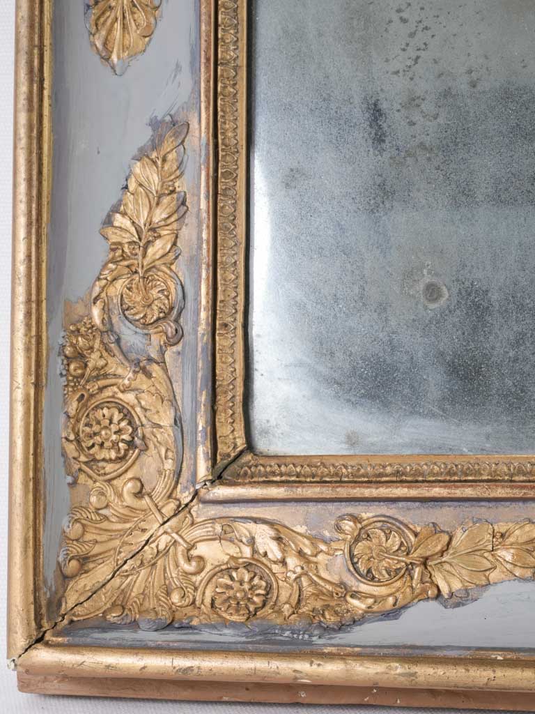 Elegant 19th-century gilt-decorated mirror