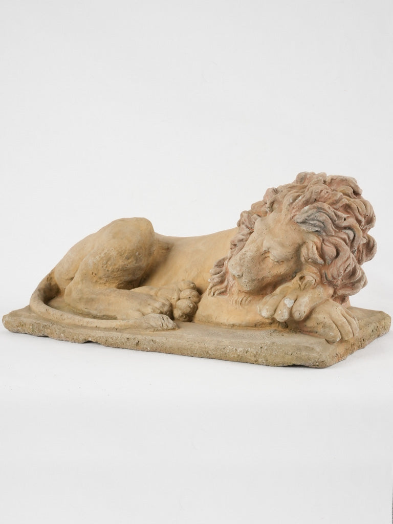 Small garden sculpture - sleeping lion 16½"