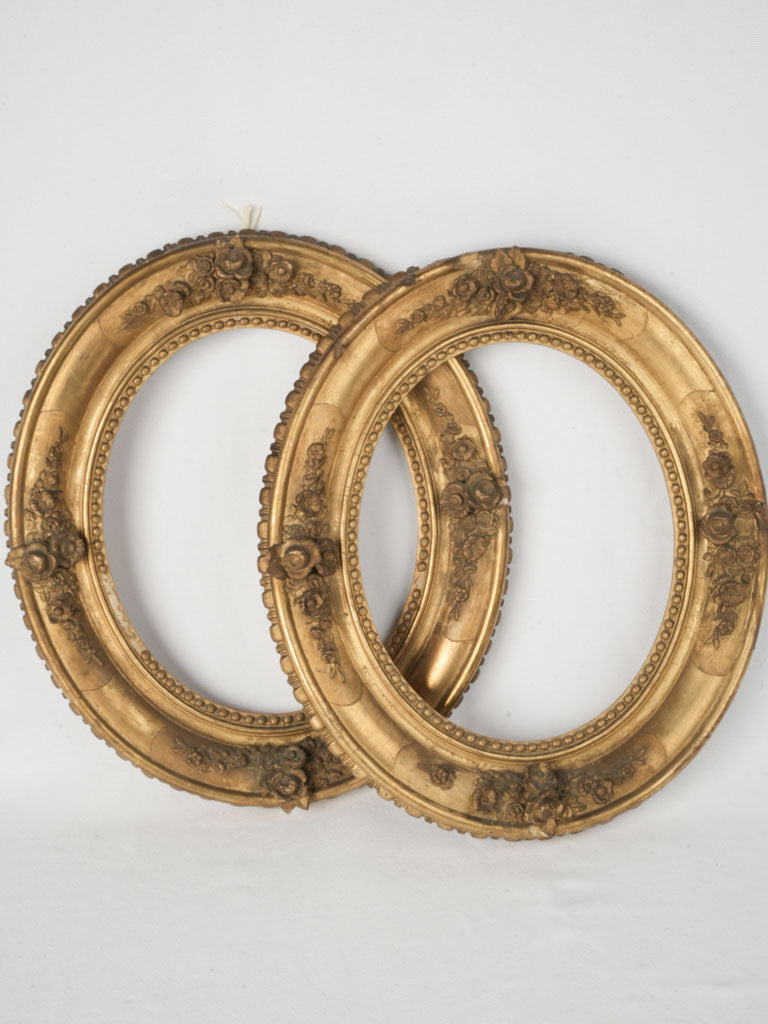 Elegant antique oval gilt frames