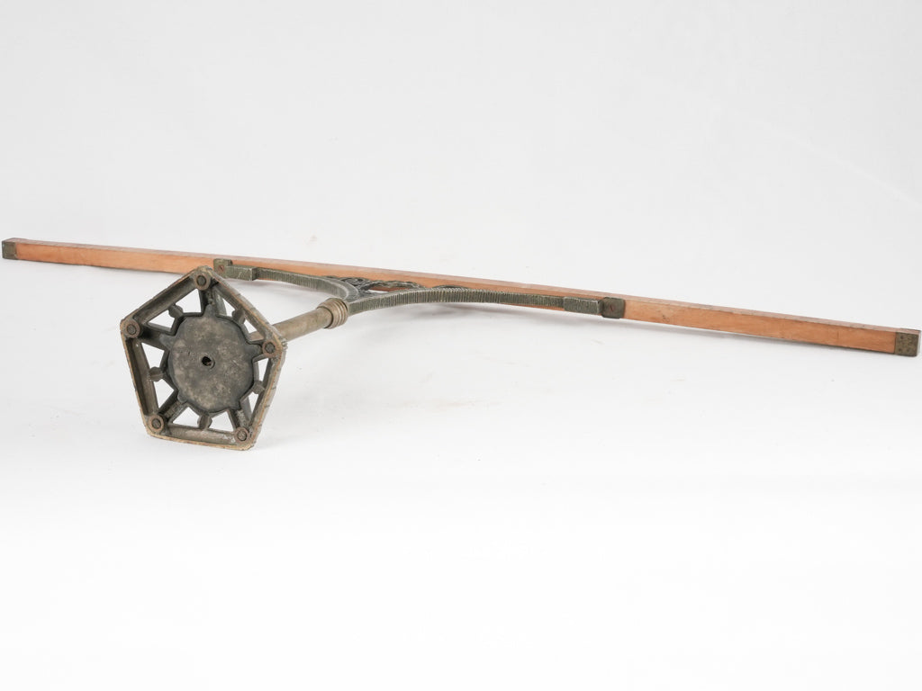 Timeless haberdashery iron-timber measure