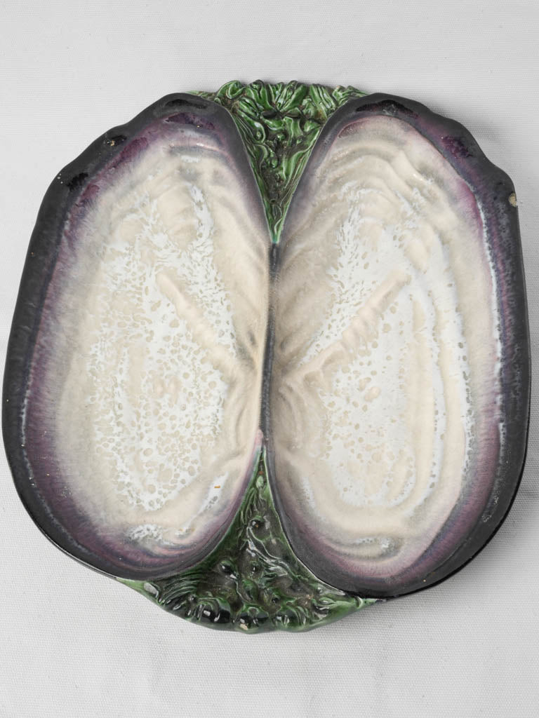 Elegant shell-form ceramic creation