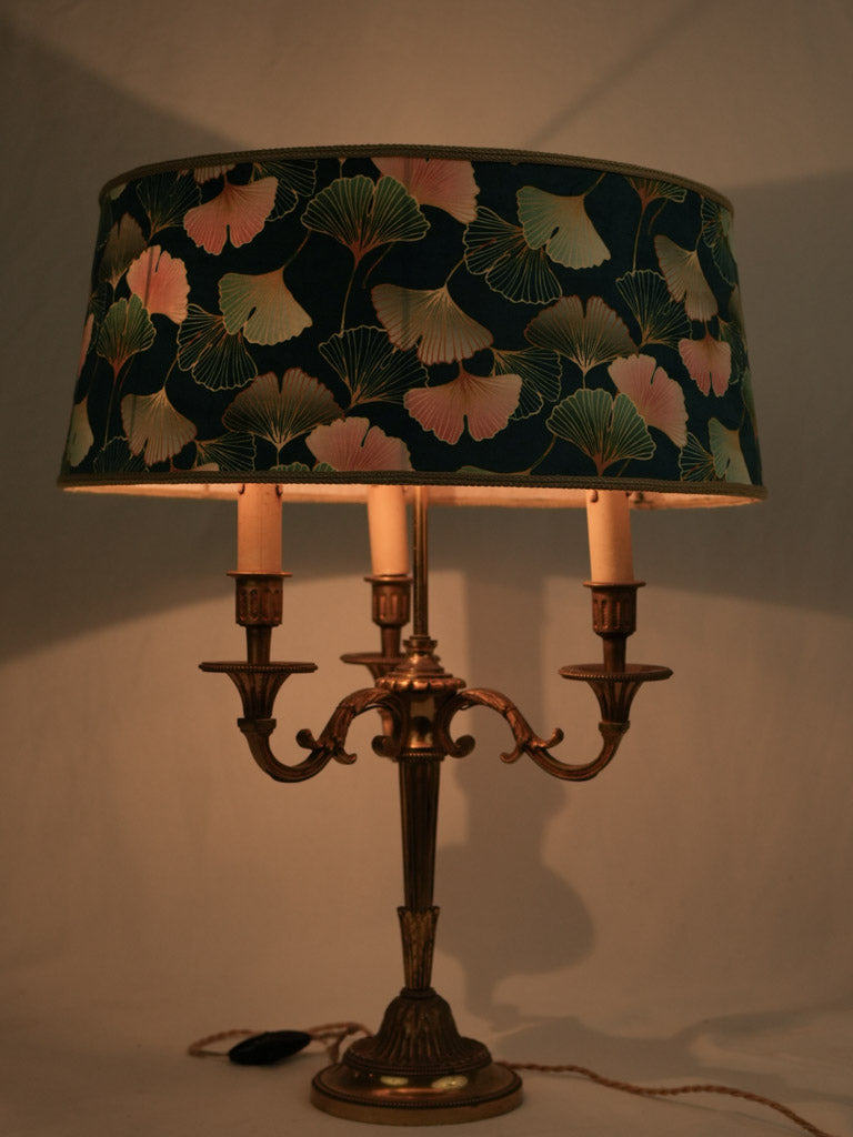 Timeless French-style lamp fixture