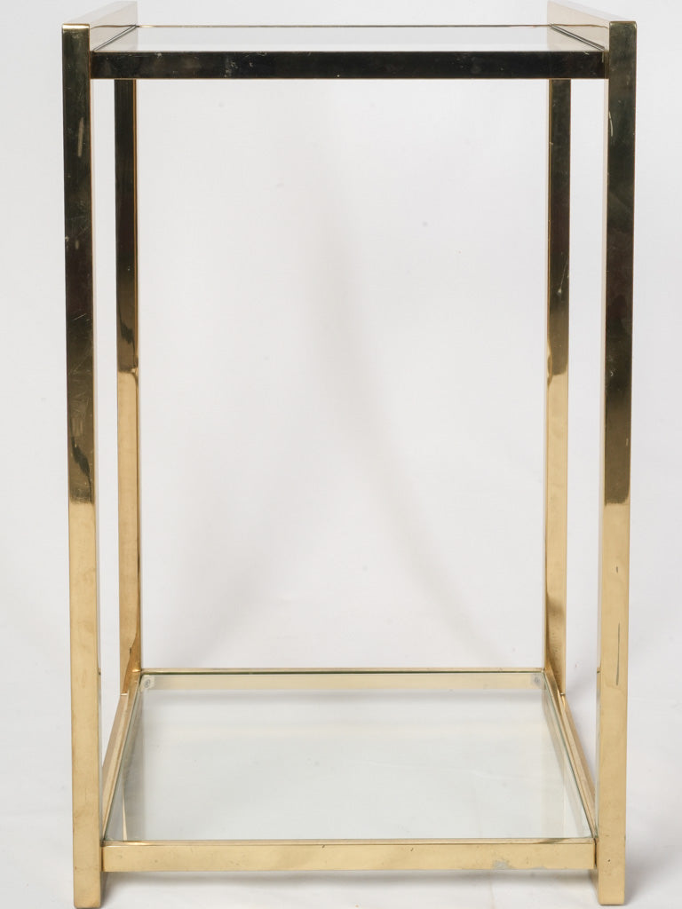 Airy modern display stands