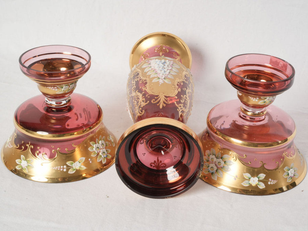 Refined hand-painted luxurious vase