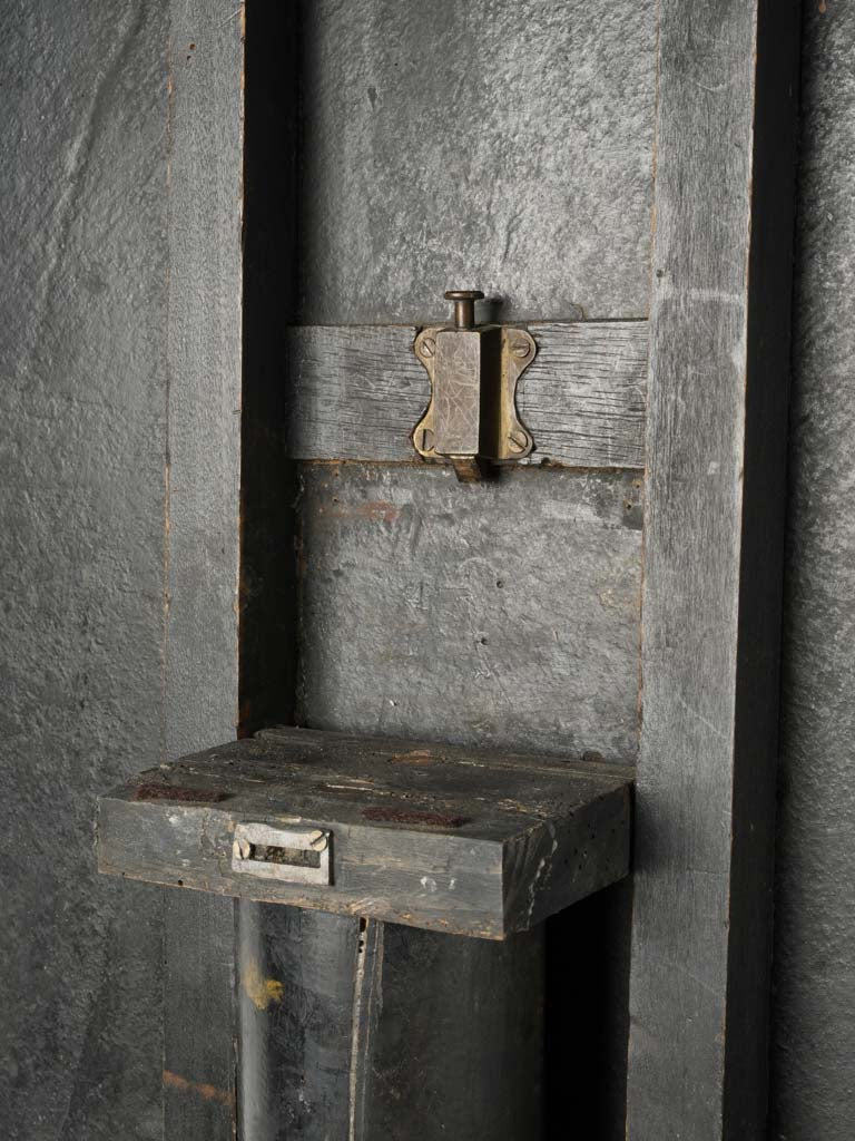 Serene, hand-painted French guéridon side table