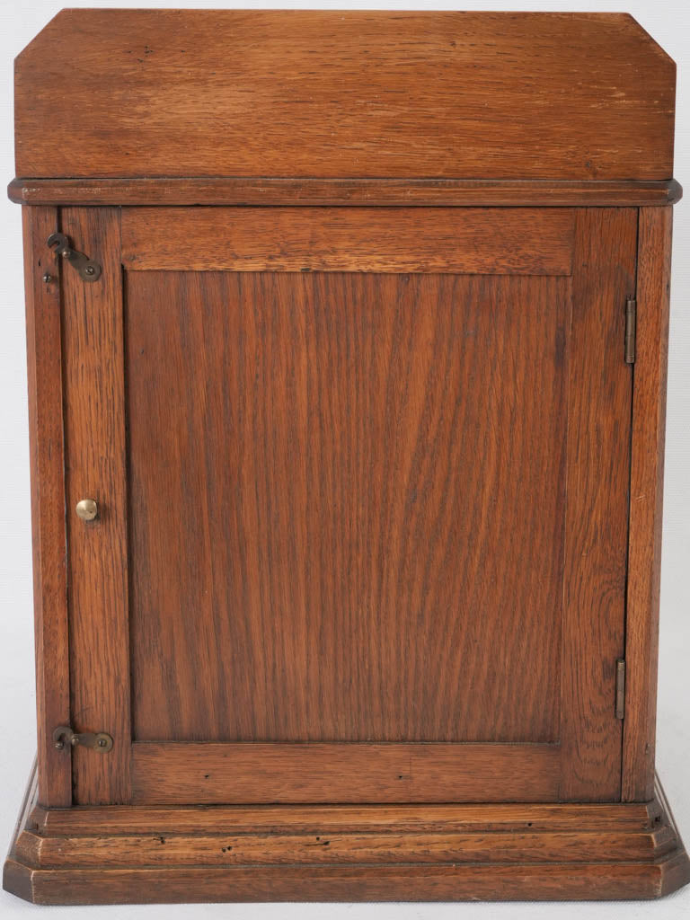 Historic French Bayard fountain pen display