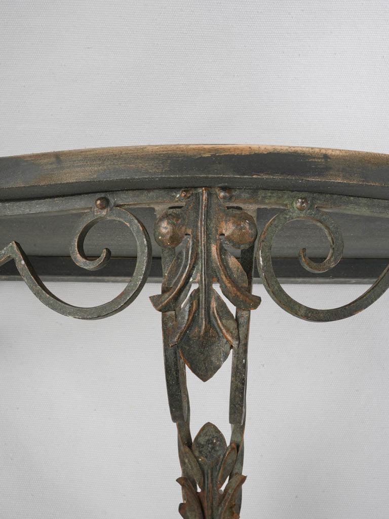 Refined rustic wood-topped brackets