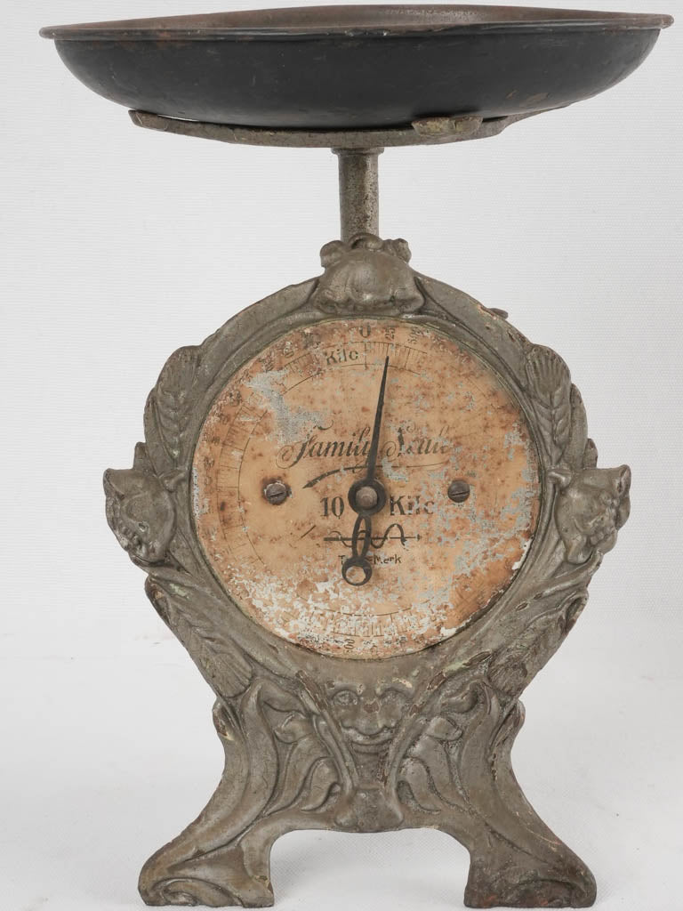 Timeworn American-made small shop scale
