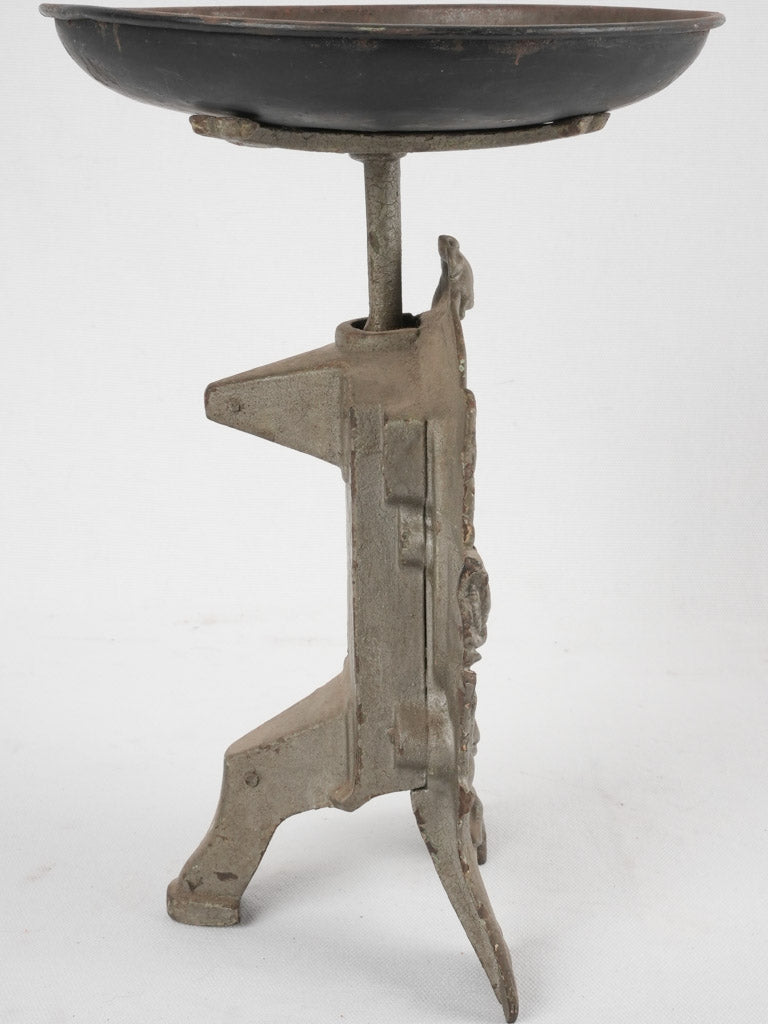 Nostalgic patina family kitchen scale