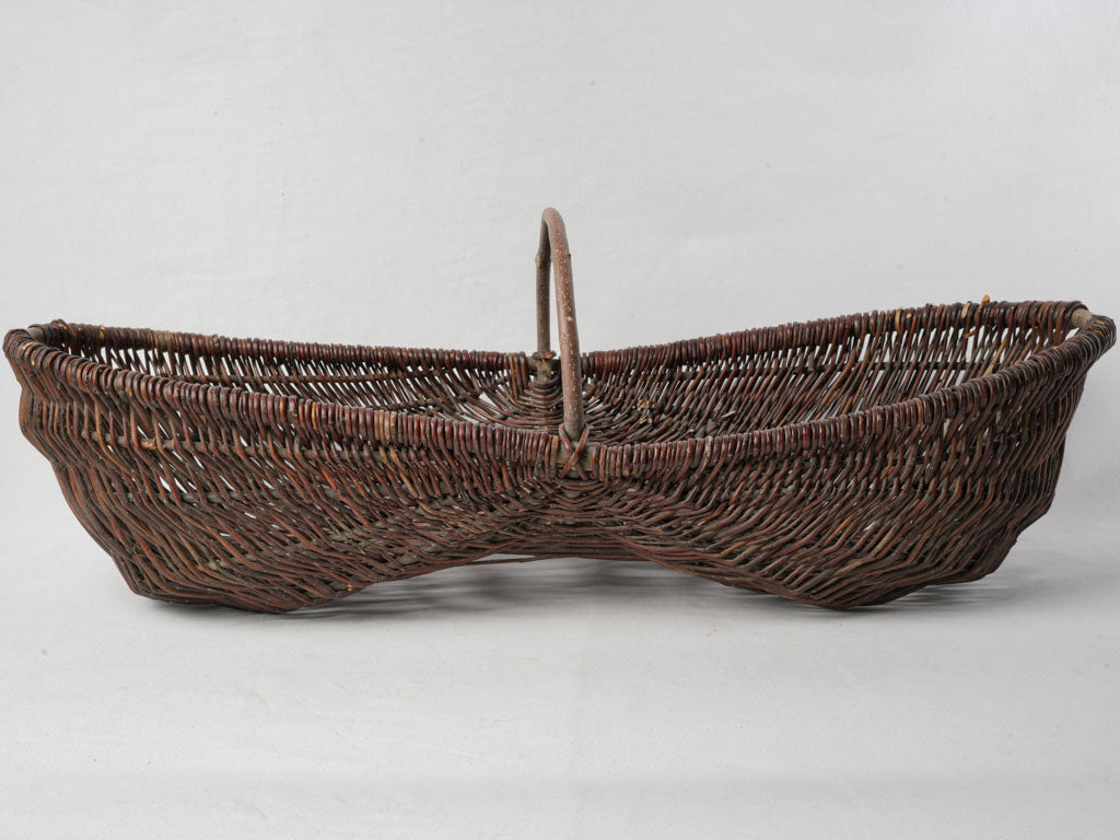 Aged textural French basket