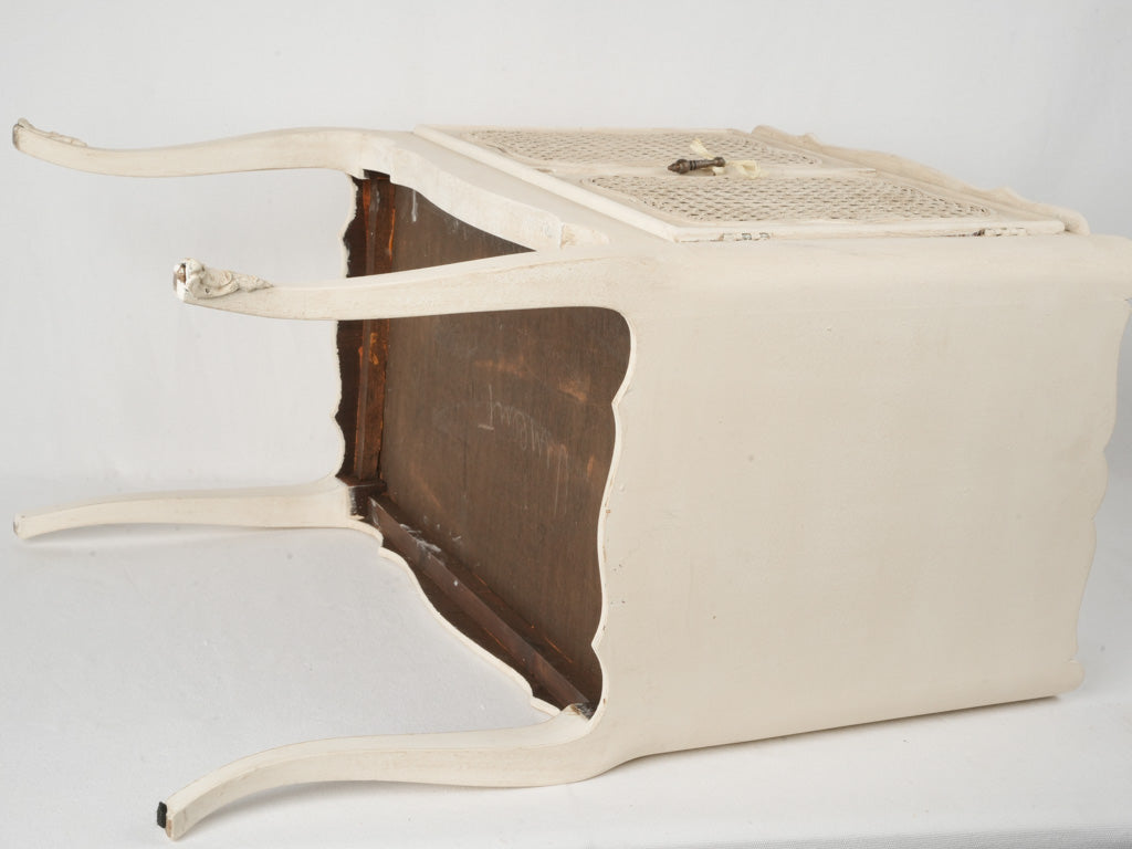 Versatile classic bedroom nightstand