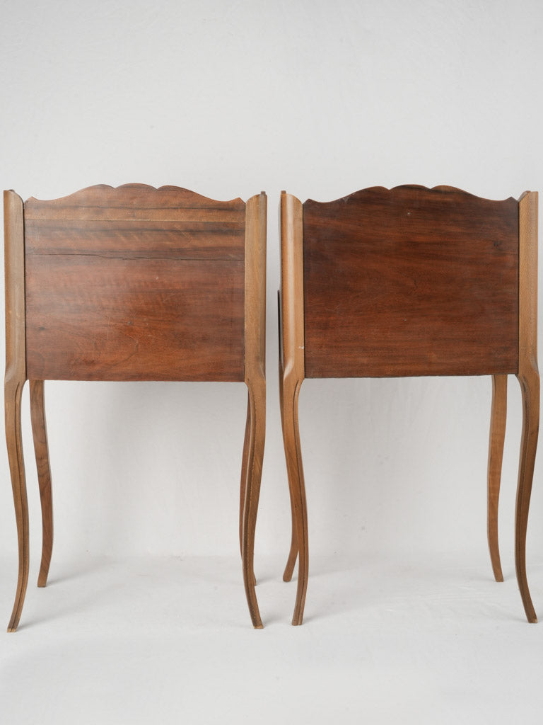 Warm grain walnut nightstands