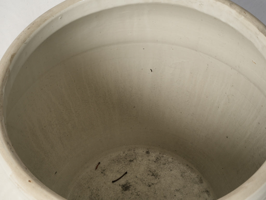 Timeless stamped-capacity pottery